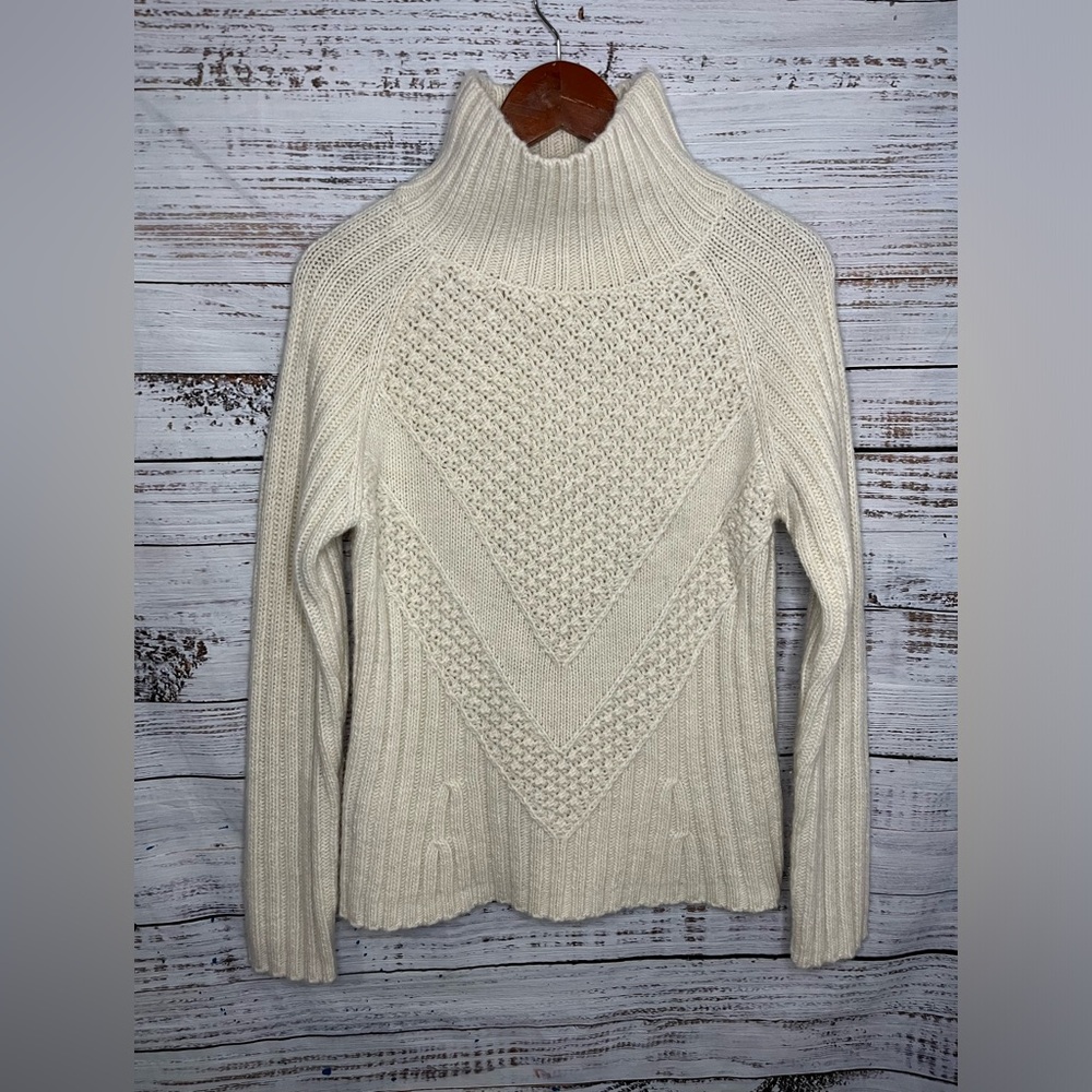 Vintage Banana Republic Cream Merino Alpaca Wool Mock Neck Sweater Size Medium